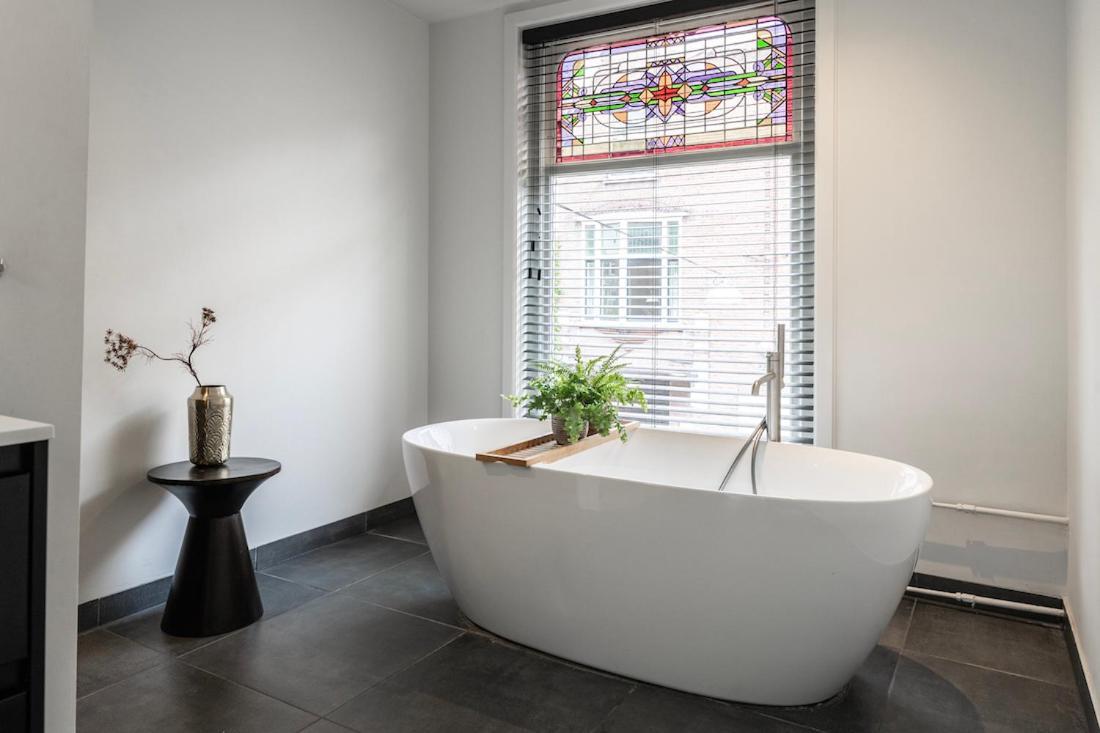 Xxl Loft With Bath Located Stadsvilla Tilburg Bagian luar foto
